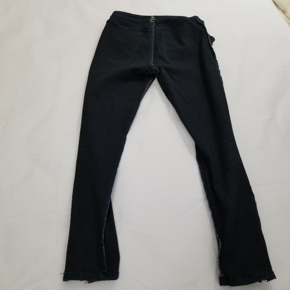 Just black size 29 Jean's with zipper on legs. - Picture 7 of 13